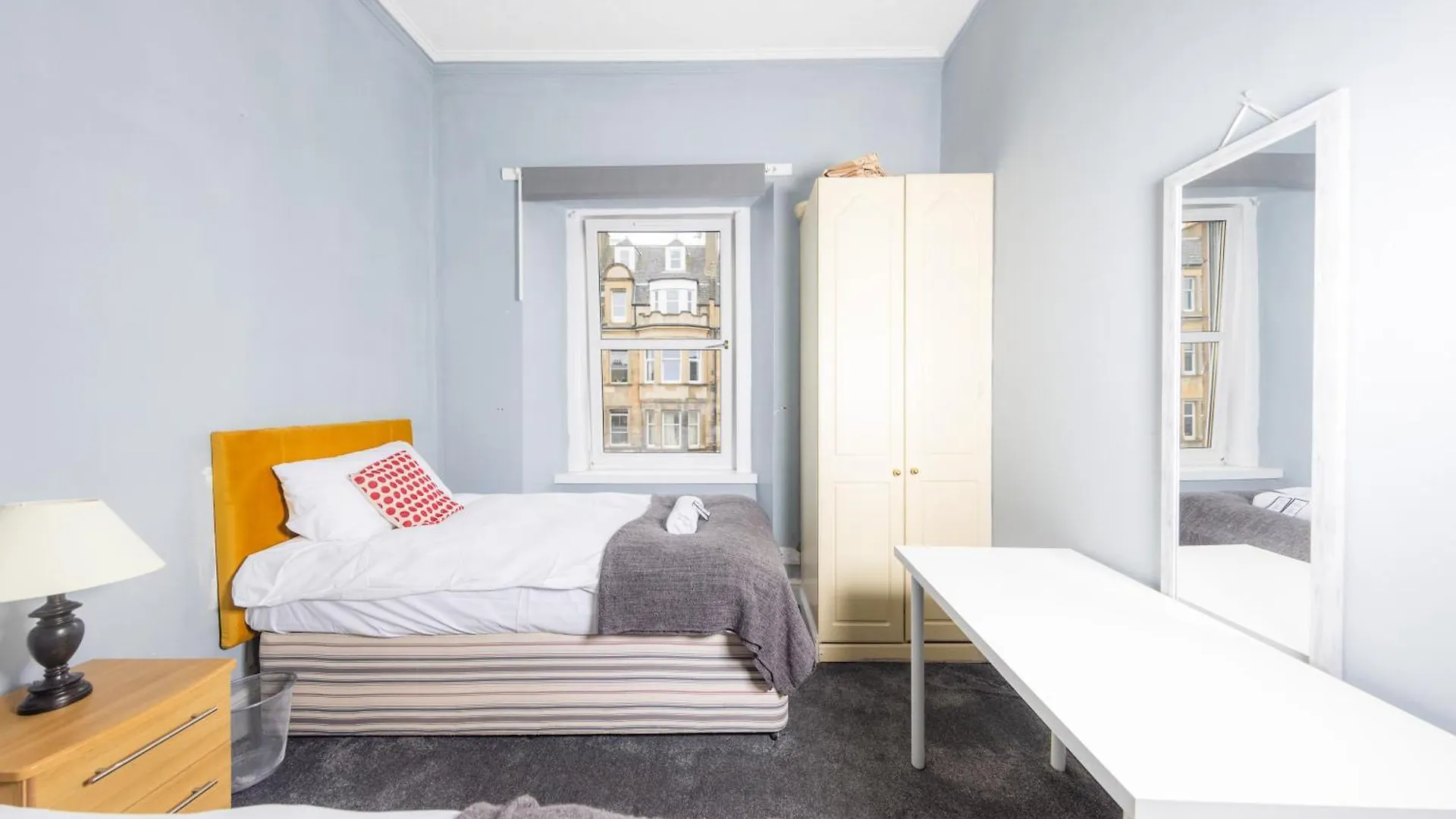 Warm&Welcoming City Centre Apartments By Meadows 9 Edinburgh