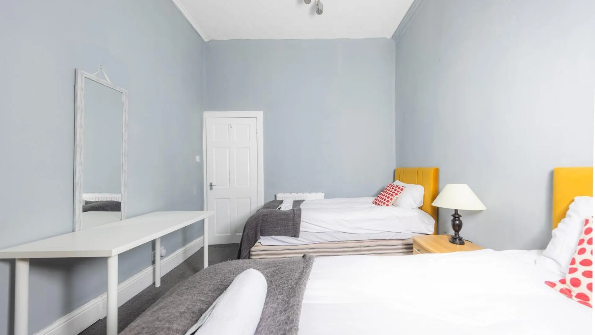 Warm&Welcoming City Centre Apartments By Meadows 9 Edinburgh